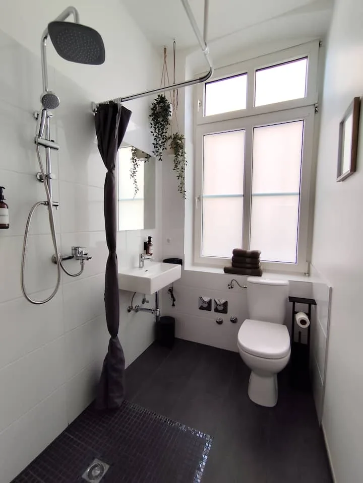 Badezimmer der Suite Kaisergrün